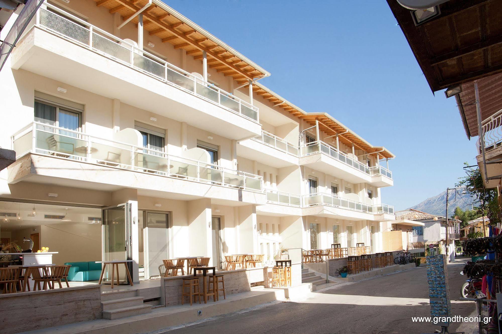 Grand Theoni Boutique Hotel & Spa Vaszilikí Kültér fotó