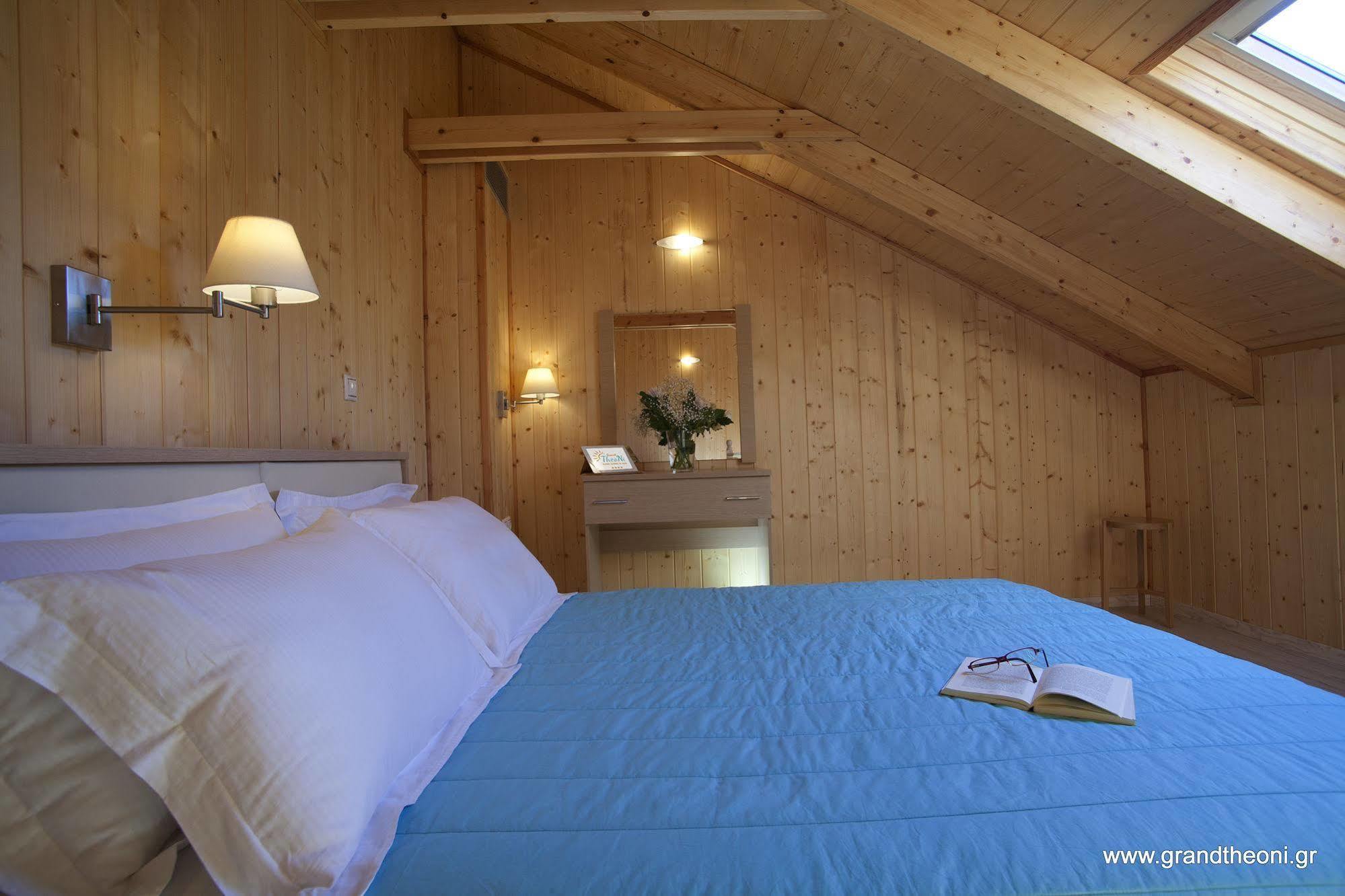 Grand Theoni Boutique Hotel & Spa Vaszilikí Kültér fotó