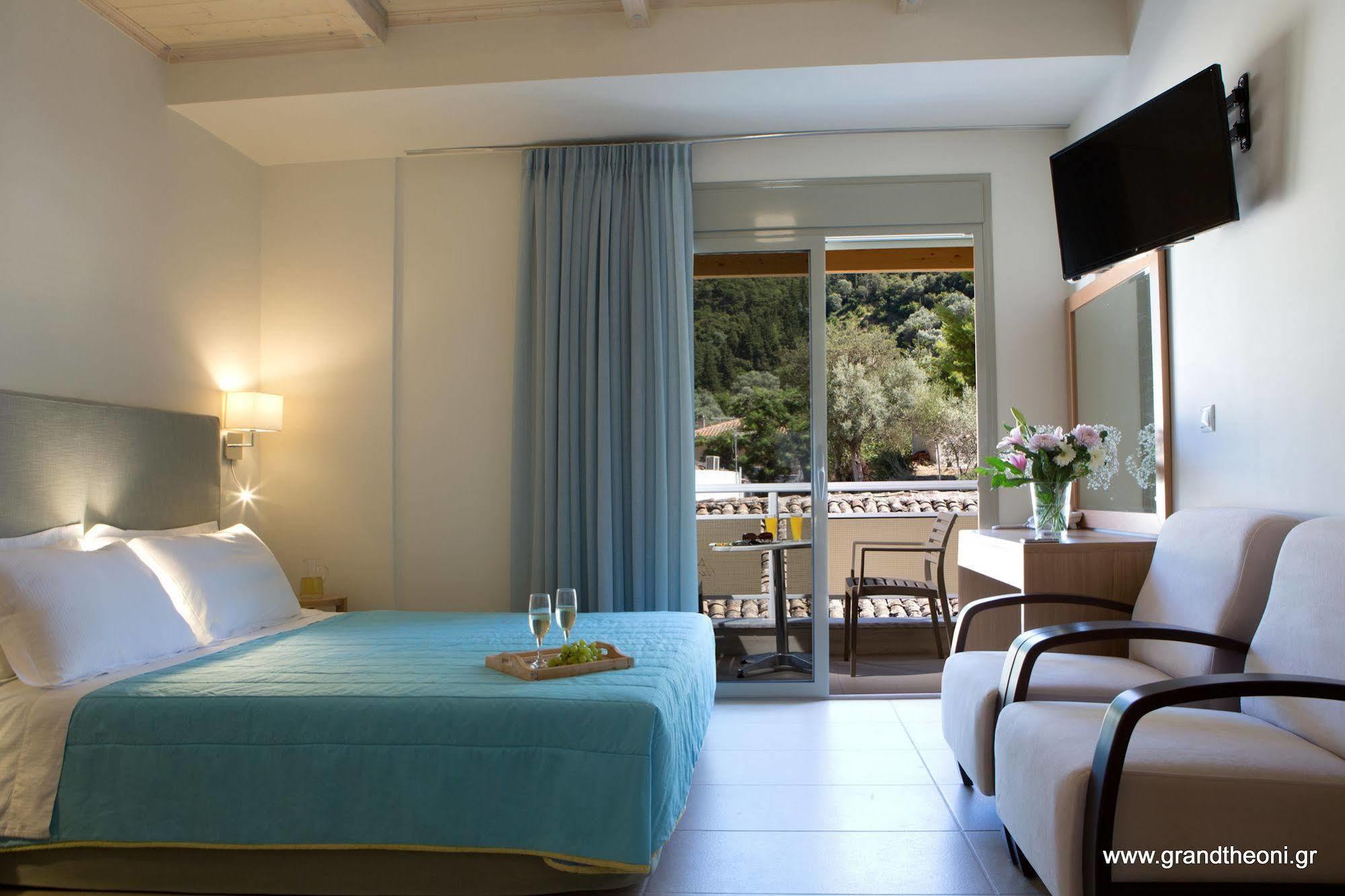 Grand Theoni Boutique Hotel & Spa Vaszilikí Kültér fotó